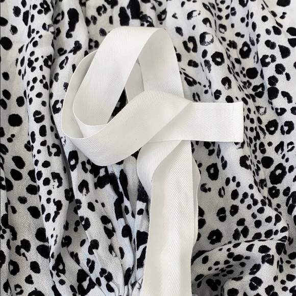 💛CODE X MODE open-back cheetah top w/tie in back - Picture 7 of 7